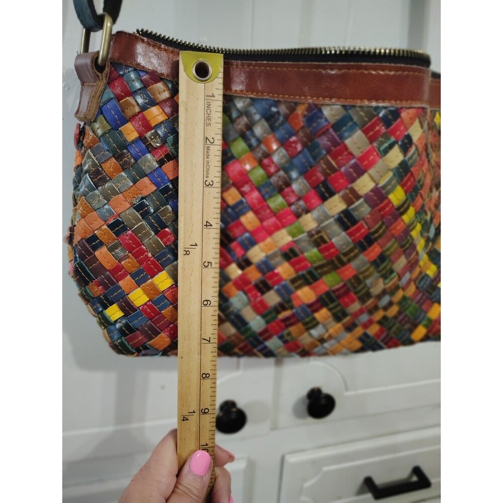 AmeriLeather Colorful Women's Woven Leather Crossbody Handbag Purse - Picture 3 of 9